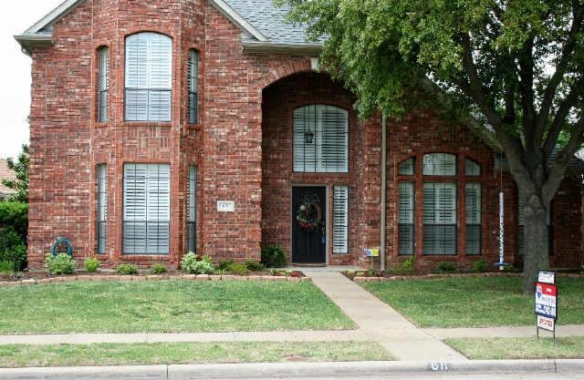 611 Allen Rd