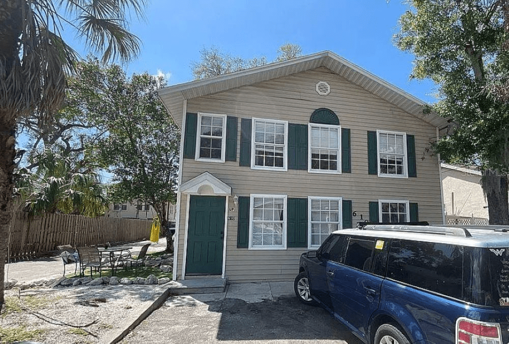 📢🏡PENDING🏡📢 610 21ST ST W, BRADENTON, FL 34205