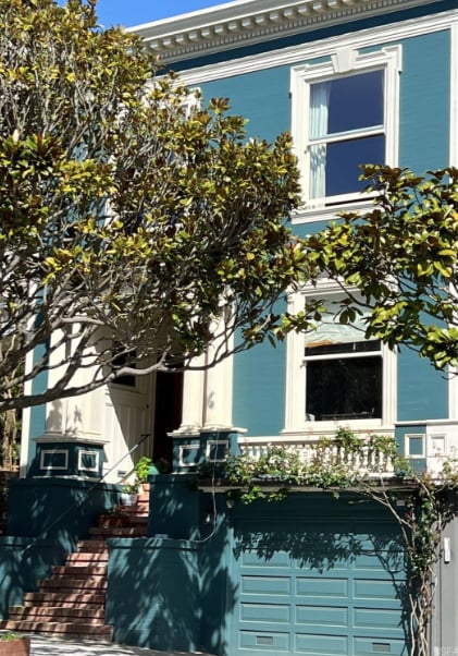 64 6th Avenue