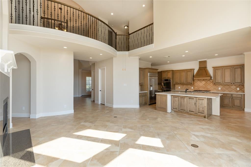 3311 Prestwick Square