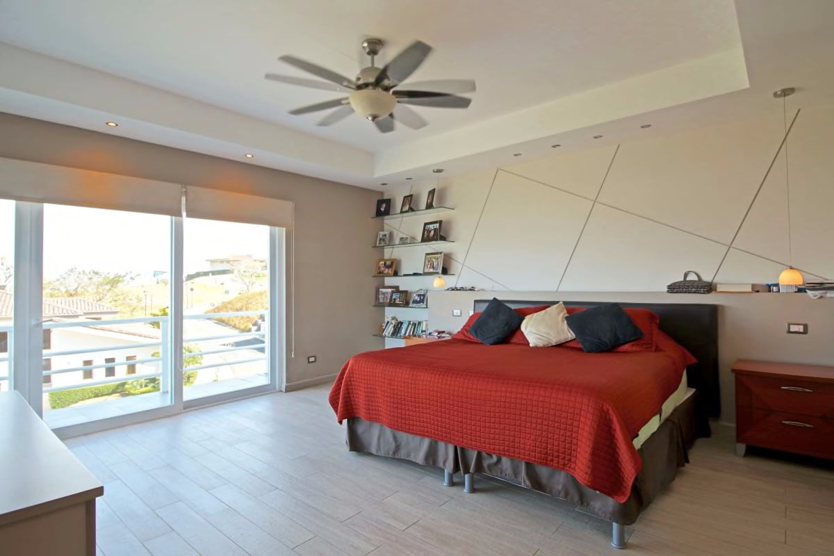 Contemporary View Villa, Escazu, San Jose