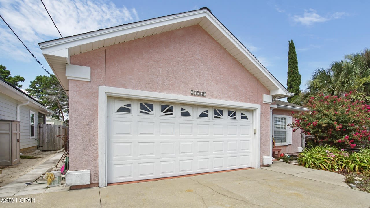 21500 Marlin Avenue