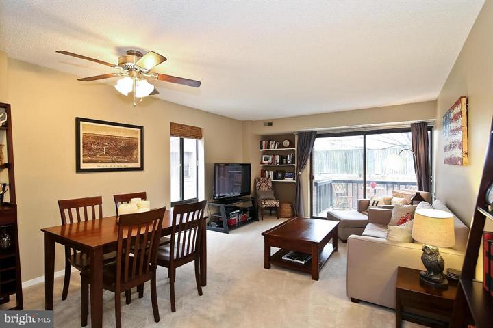 2320 Wisconsin Ave NW, #207