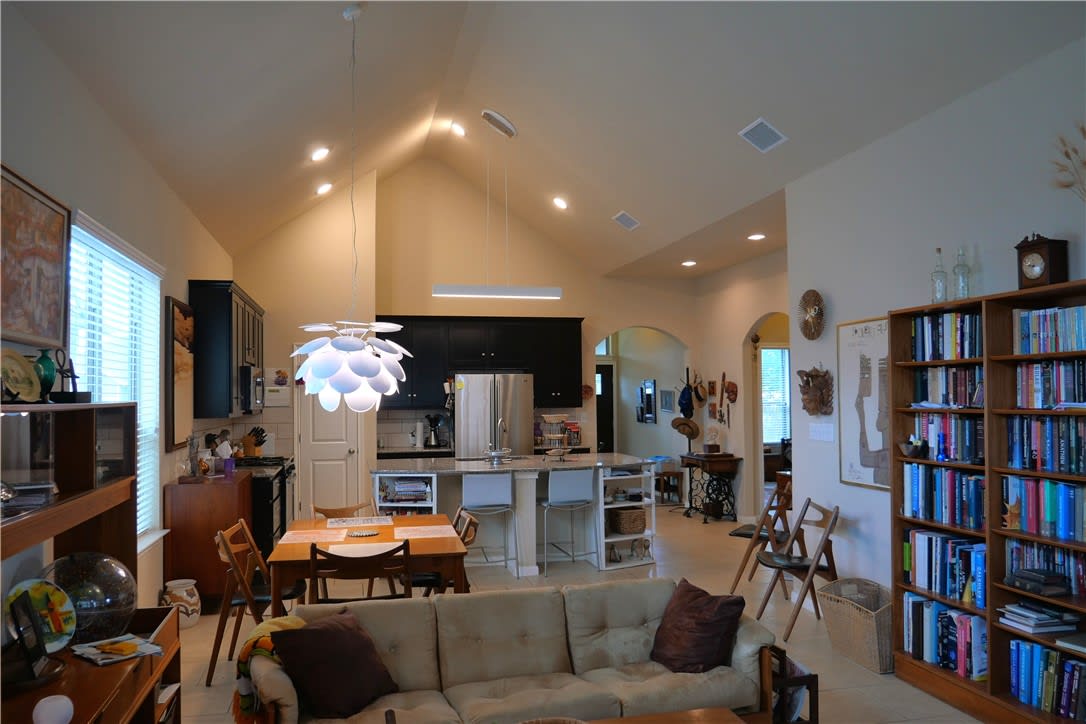 1336 Sanders
