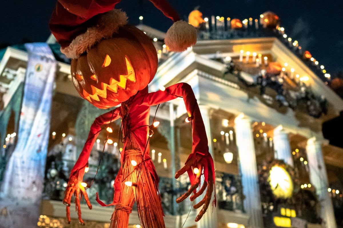 10 Essential Halloween Decorating Safety Tips to Keep the Fun Spooky and Safe 🎃👻