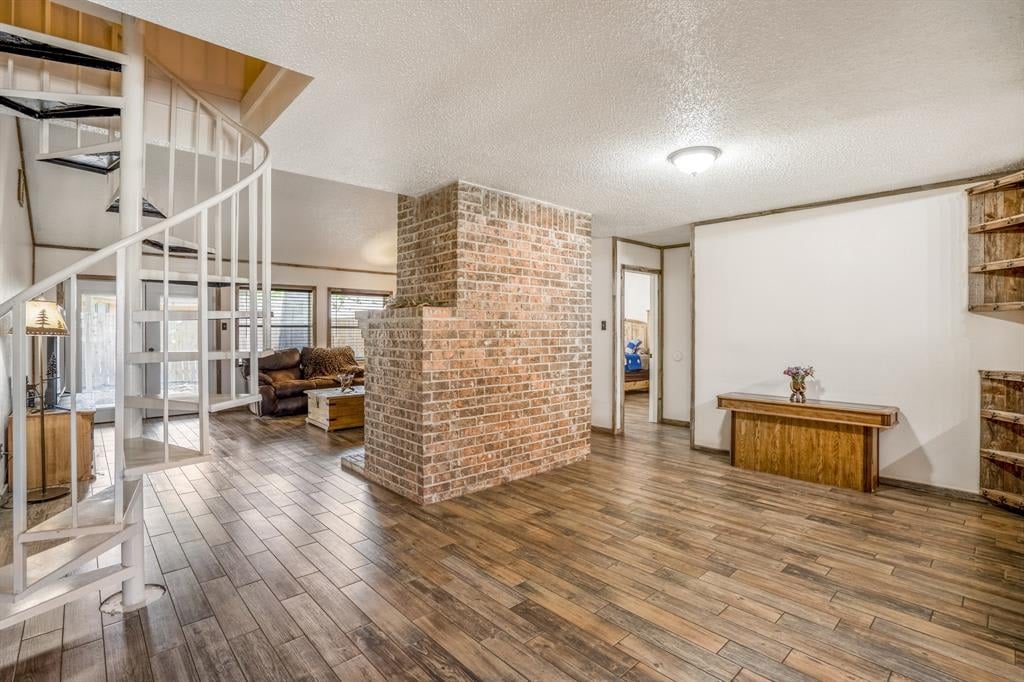7107 FAWN RIVER CIRCLE