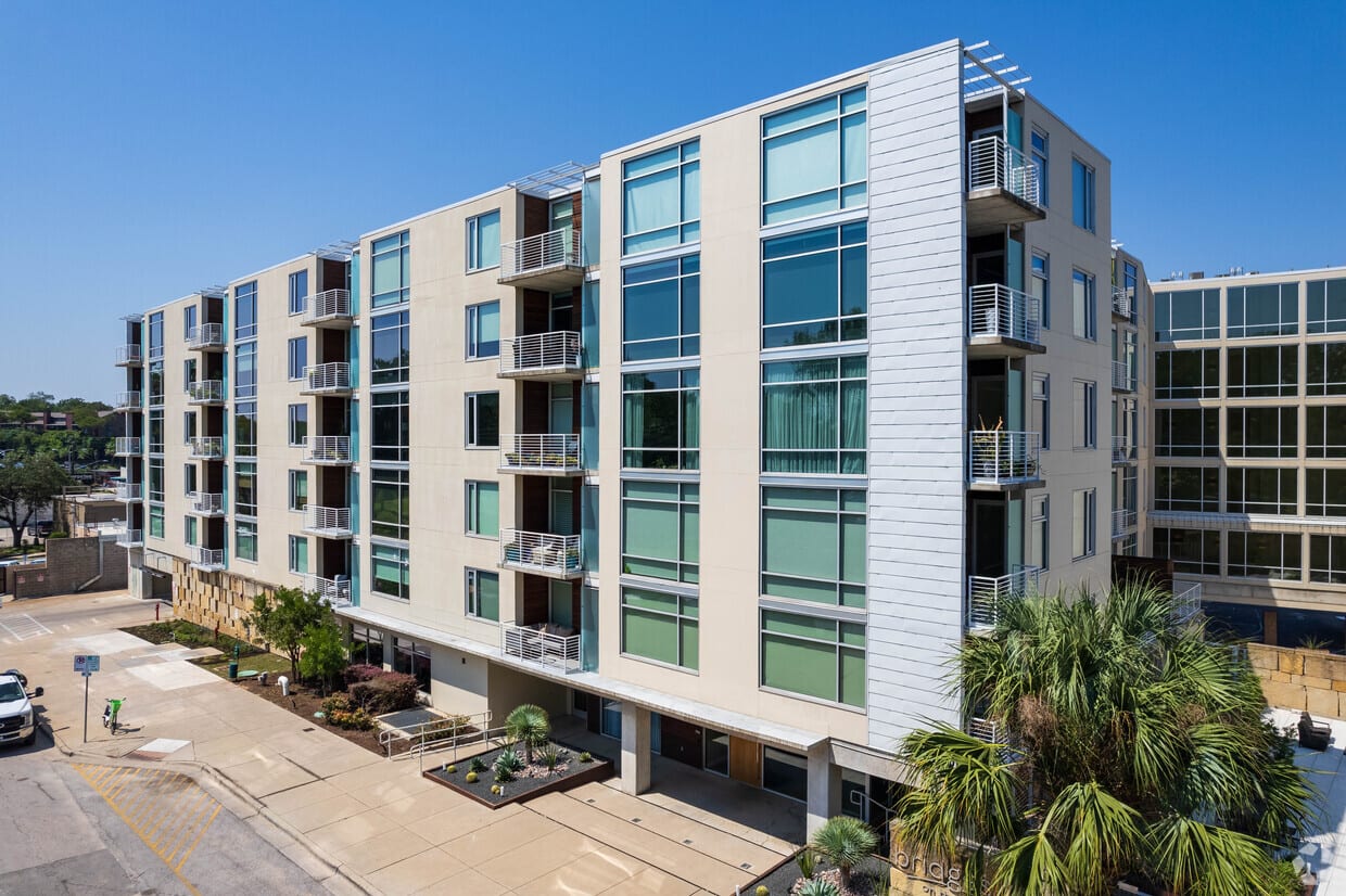 Downtown Austin Living: A World of Possibilities