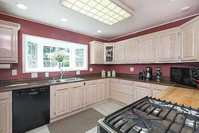 3058 Kirk Rd