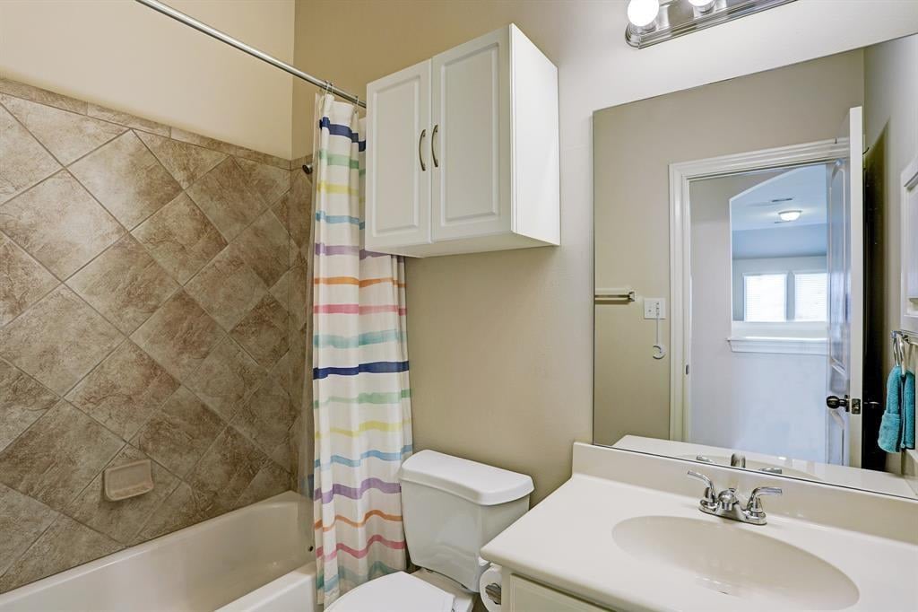 530 Hammersmith Lane