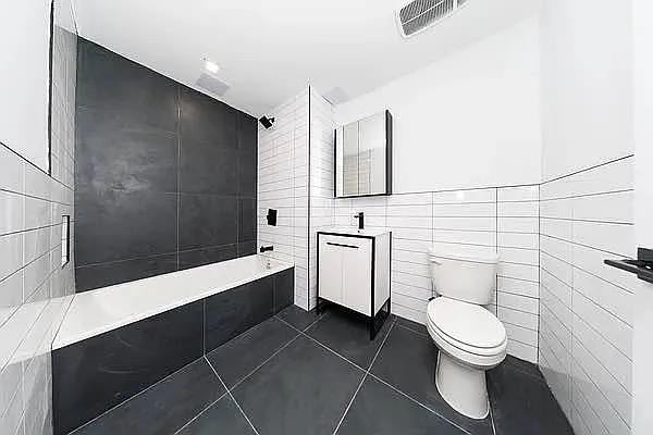 311 Franklin Avenue, Apt 3-A