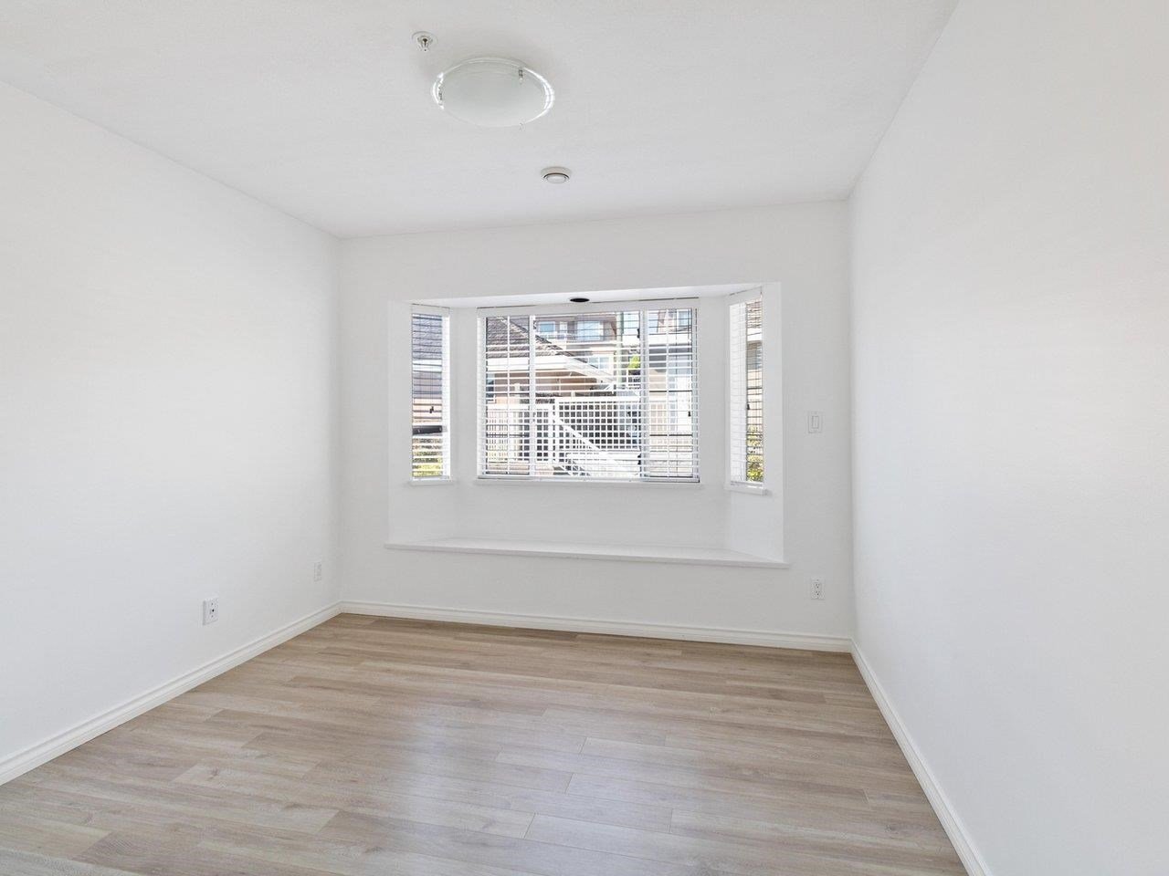 2311 Burquitlam Dr