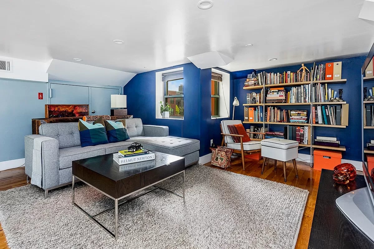 2 Bayard Street #2B
