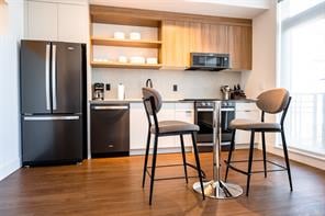303-515 Chatham St
