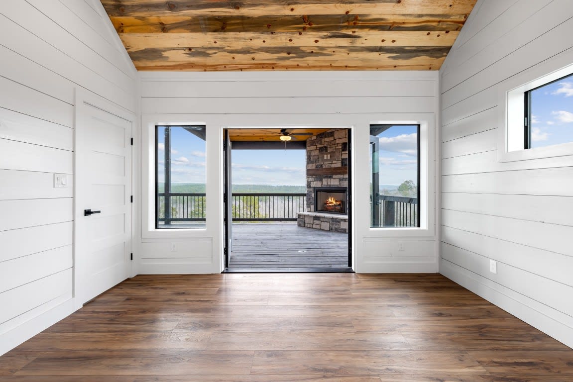 203 Ironwood Creek Trl