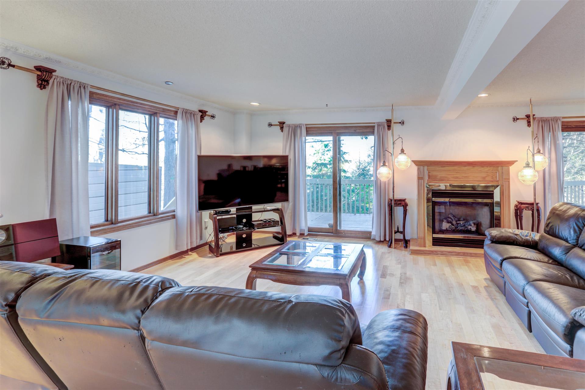 373 Morningside Ave