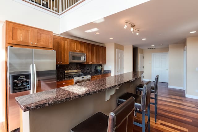 70 E 18th St, #4C