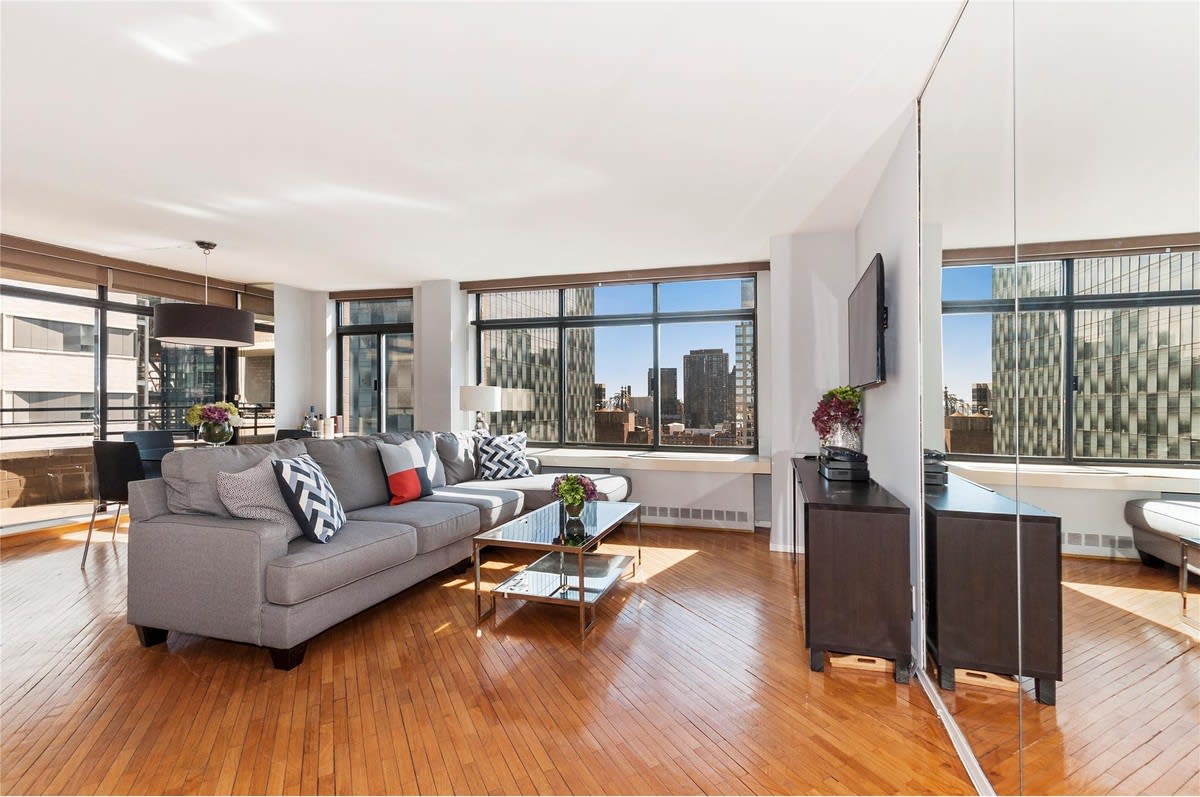 400 E 70th St, #2301