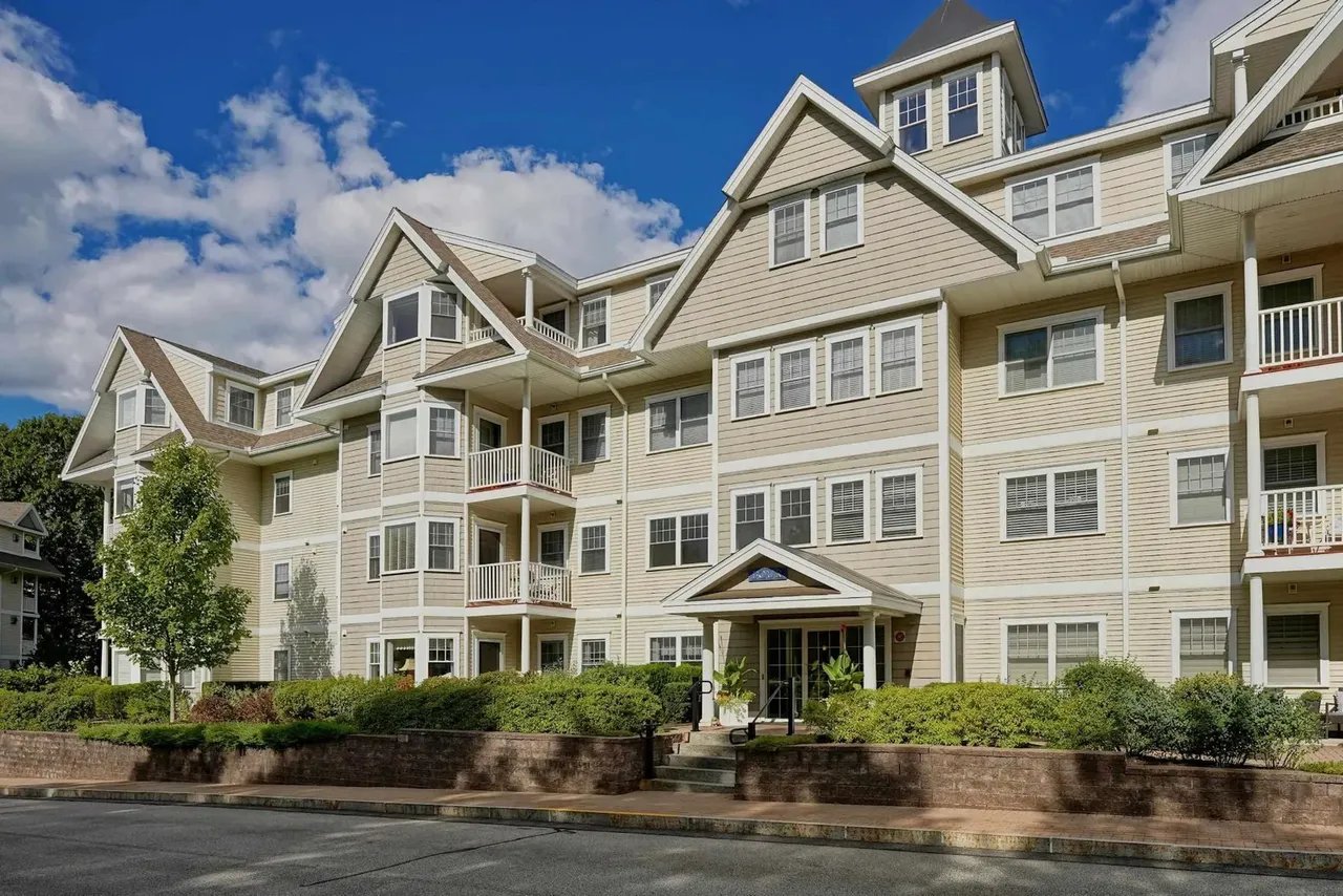 New Listing: 428 Sterling Hill Lane, Exeter, NH 03833 – $499,900