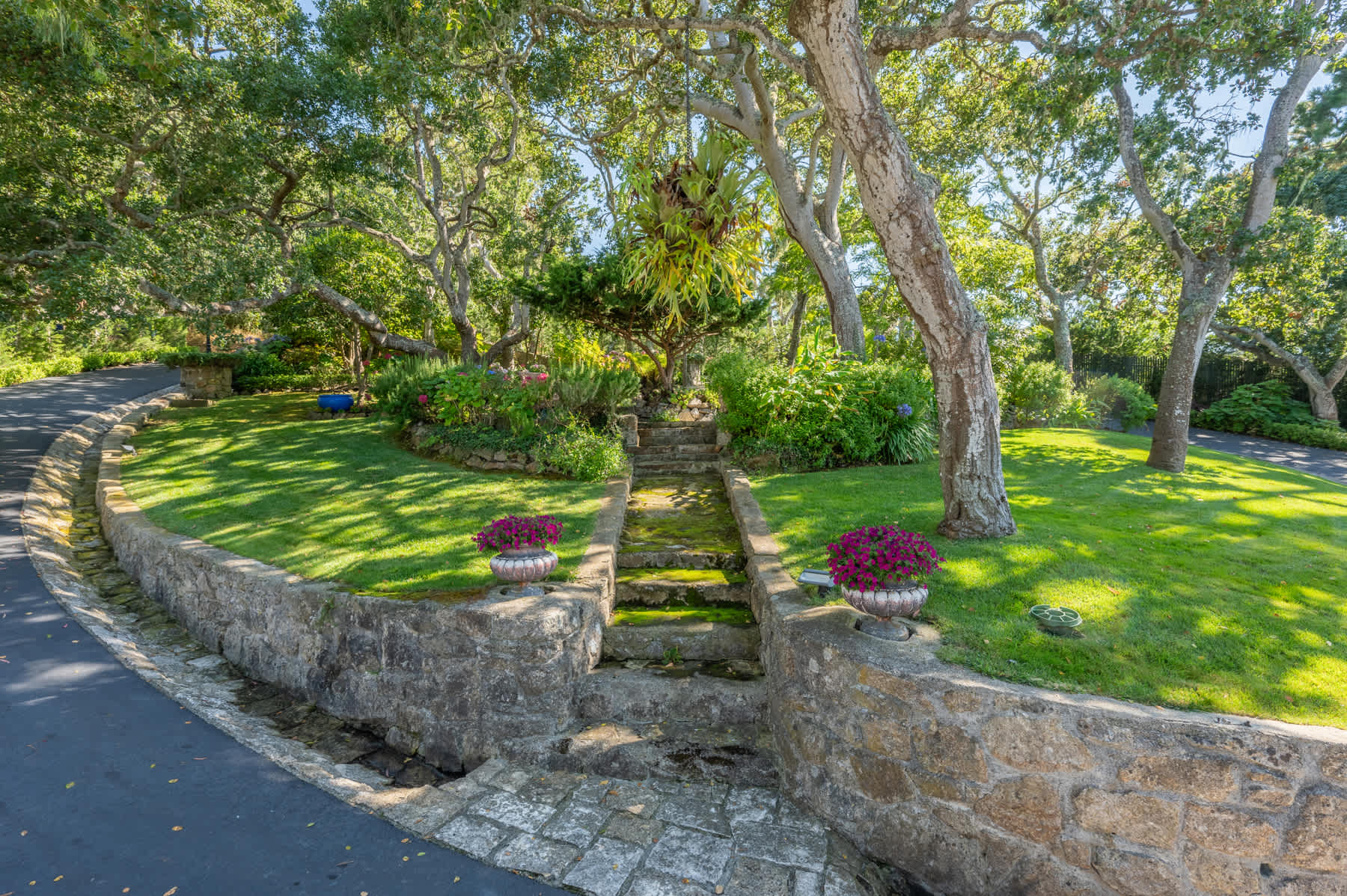Charming Carmel Highlands Cottage - 125 Cypress Way
