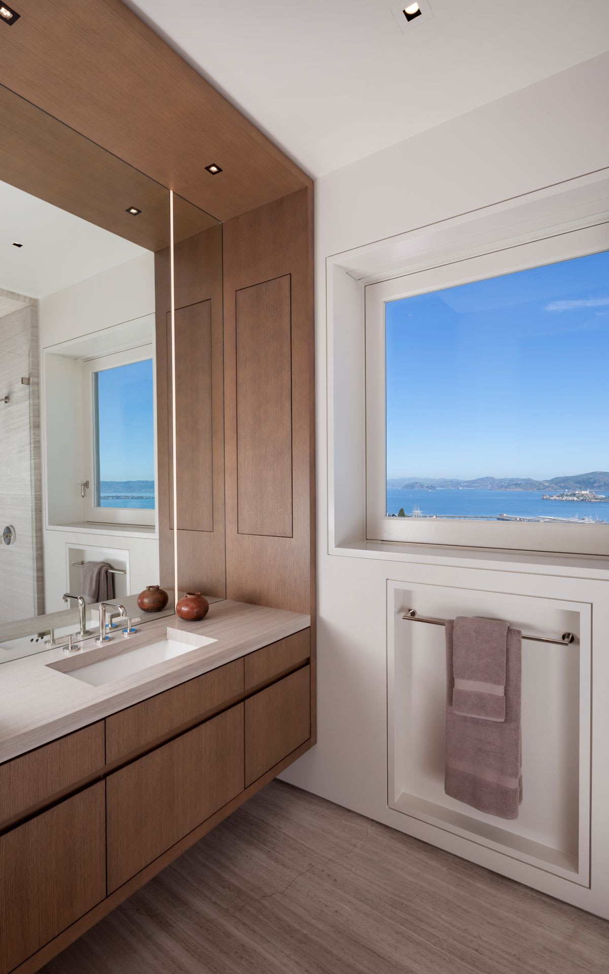 Landmark and Water Views at 945 Green