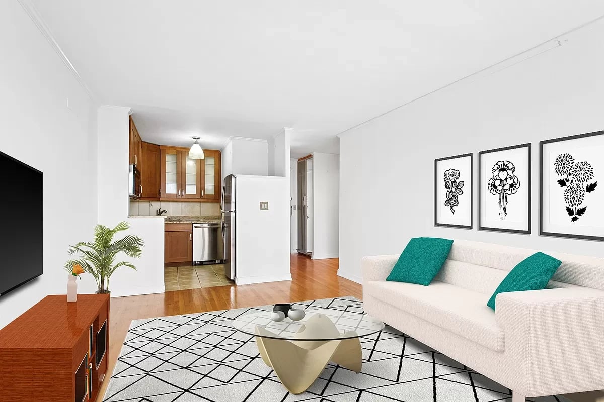 301 West 110th Street Unit: 8V