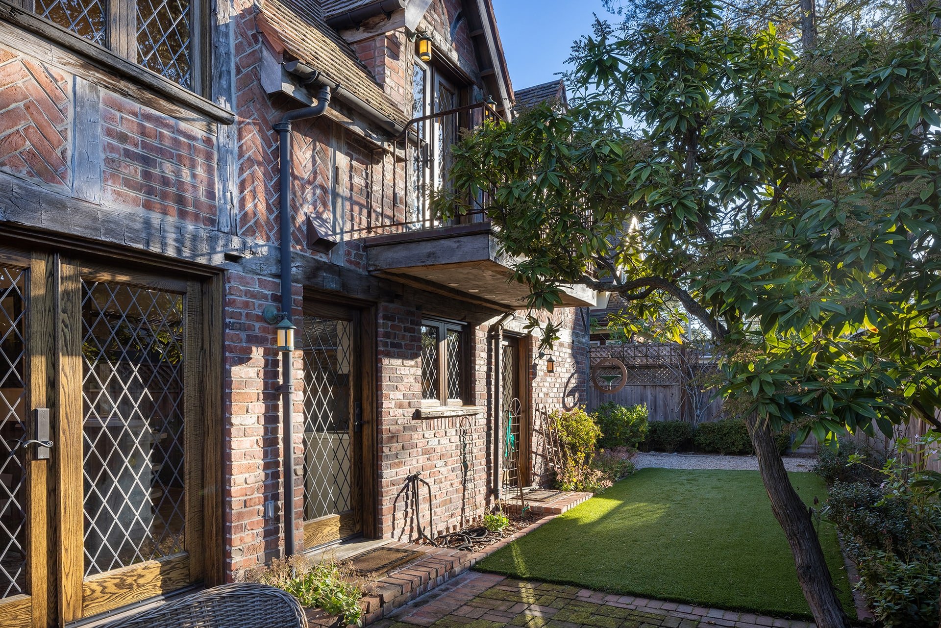 Charming Carmel Cottage - 2nd Ave 2 SE of Santa Fe