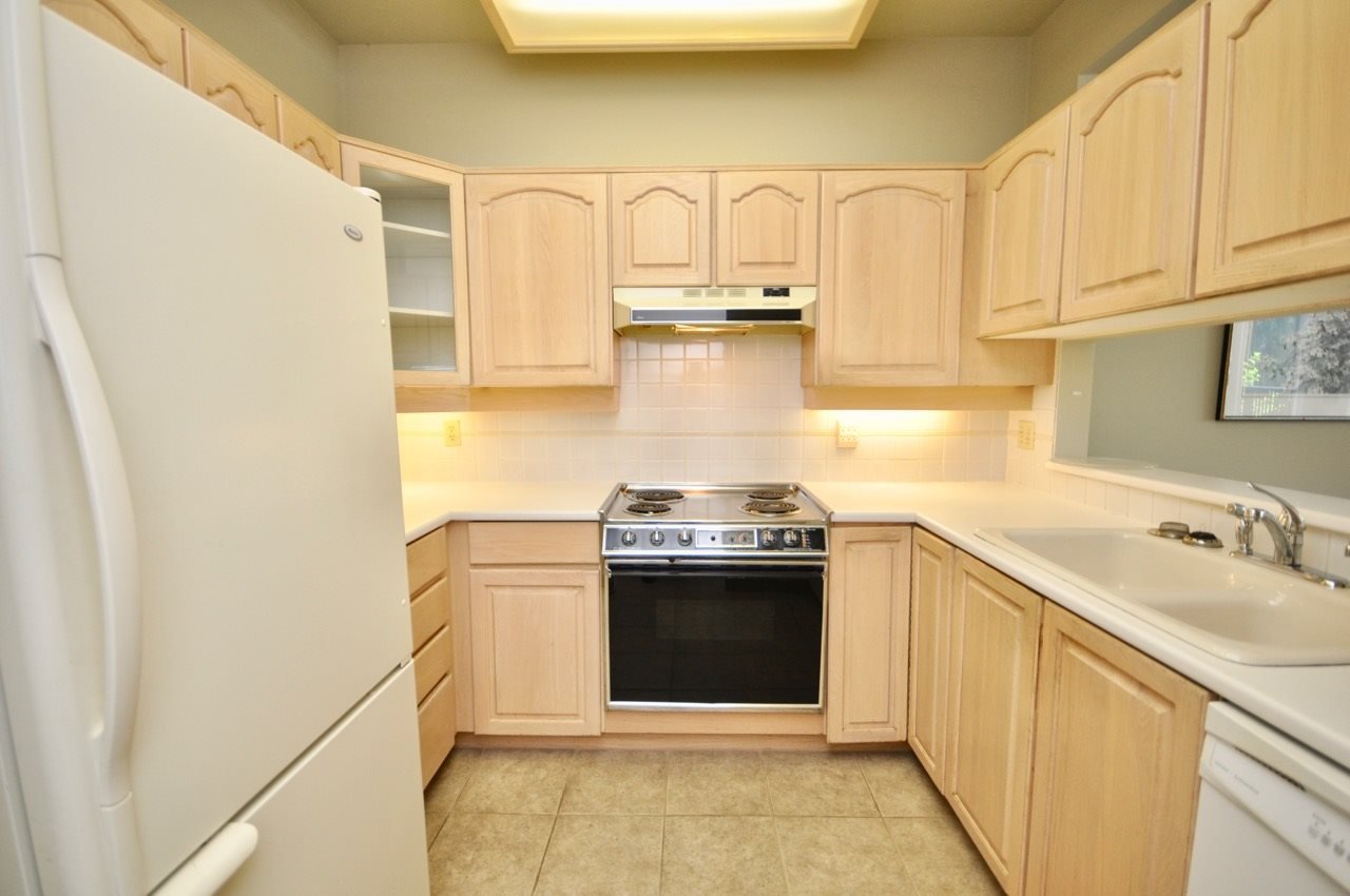 208-3760 W 6th Avenue, Vancouver