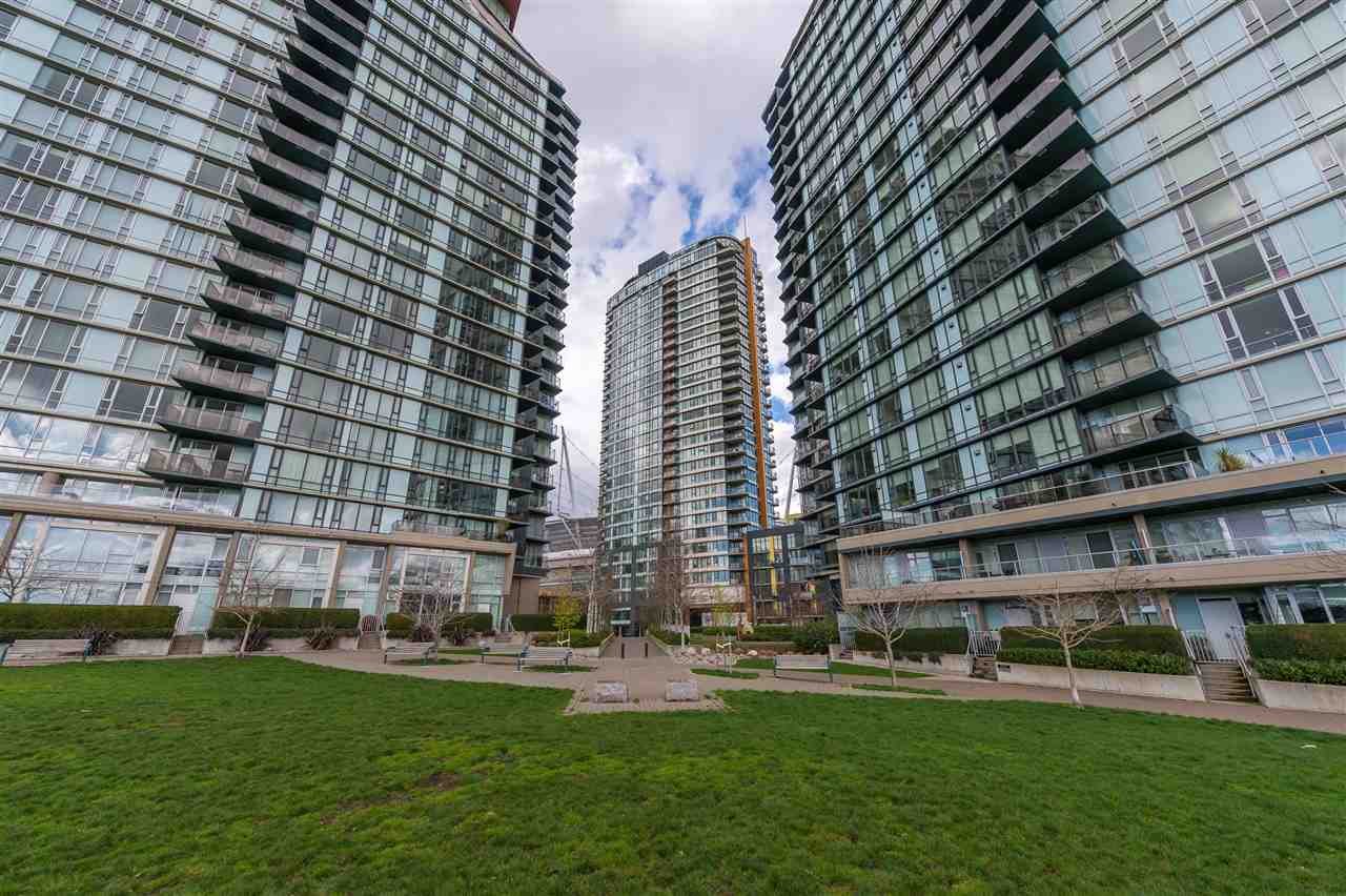 1805-33 Smithe Street, Vancouver