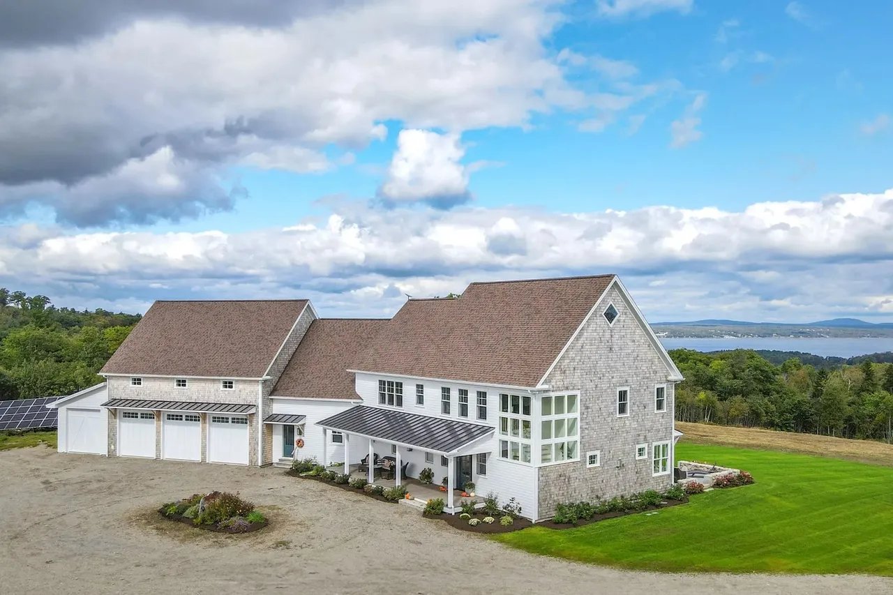 Private Northport Luxury Vacation Rental with Sweeping Ocean Views