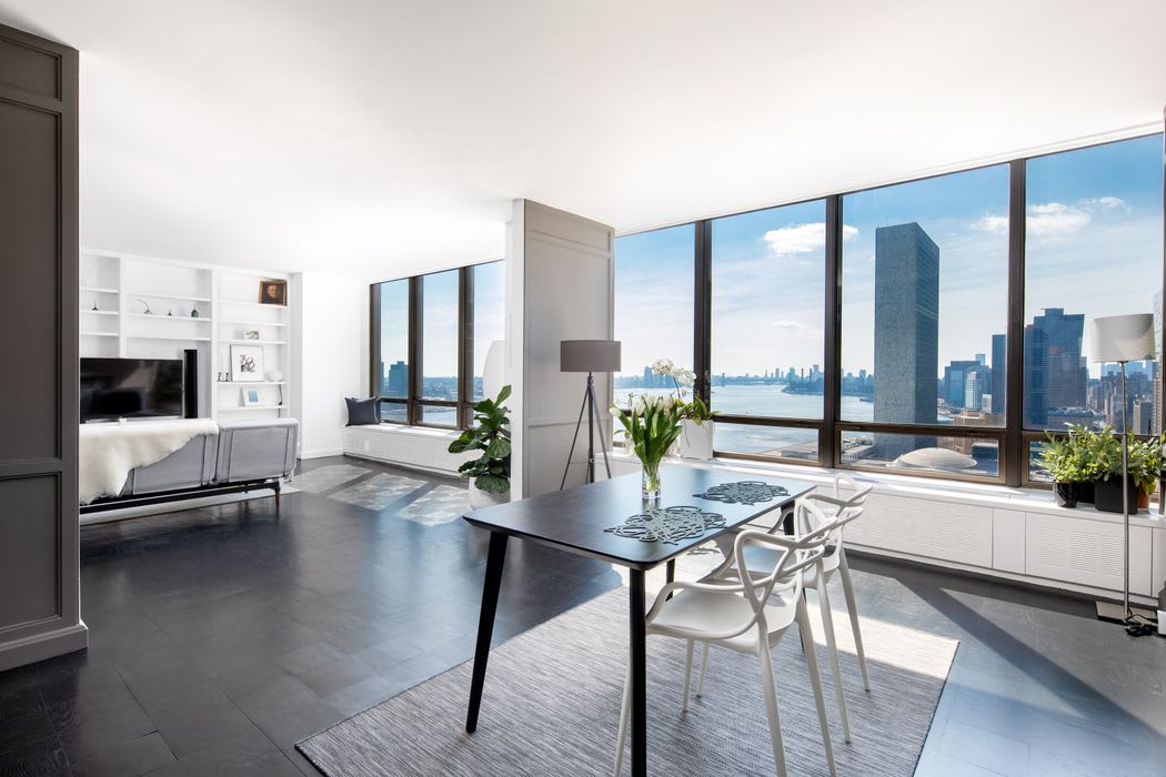 860 United Nations Plaza, Unit 22G