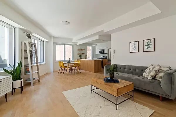 133 Water St APT 4A