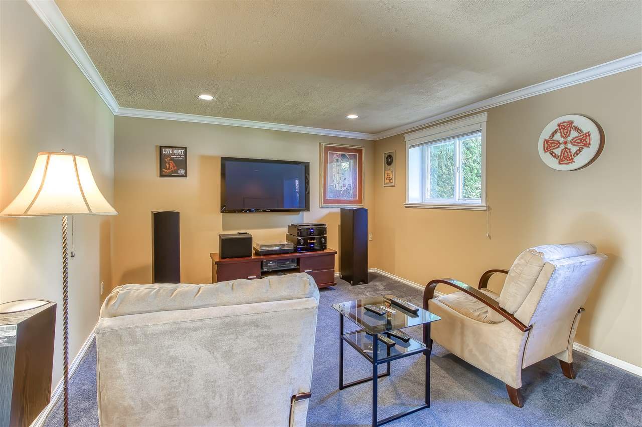 11472 94a Ave