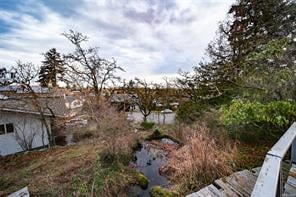 1212 Craigflower Rd