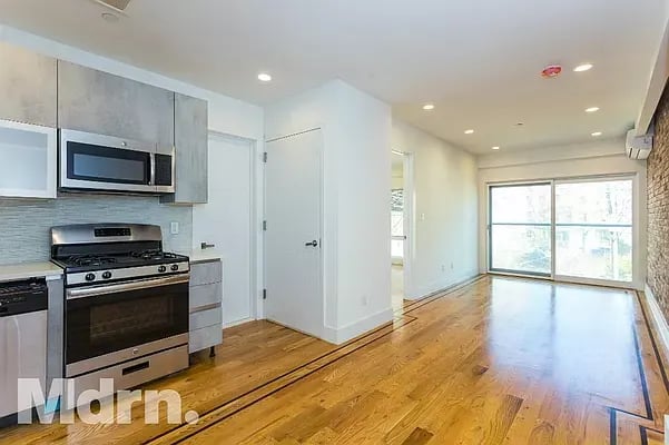 735 Greene Avenue Unit: 12B