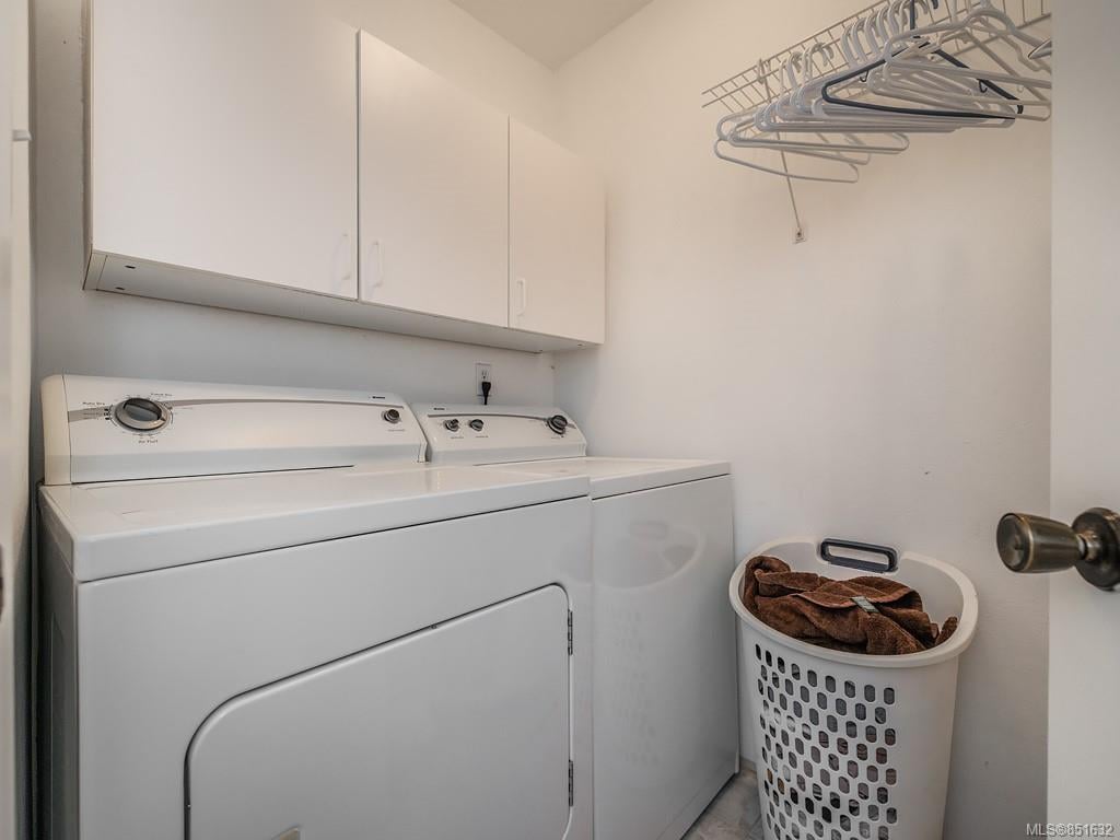 23-7751 E Saanich Rd