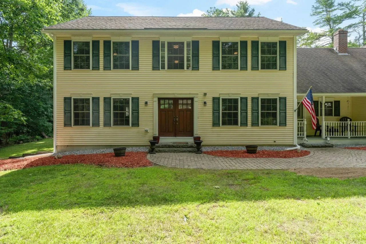 New Listing! 13 Caldwell Circle, Lewiston, ME 04240 – $645,000
