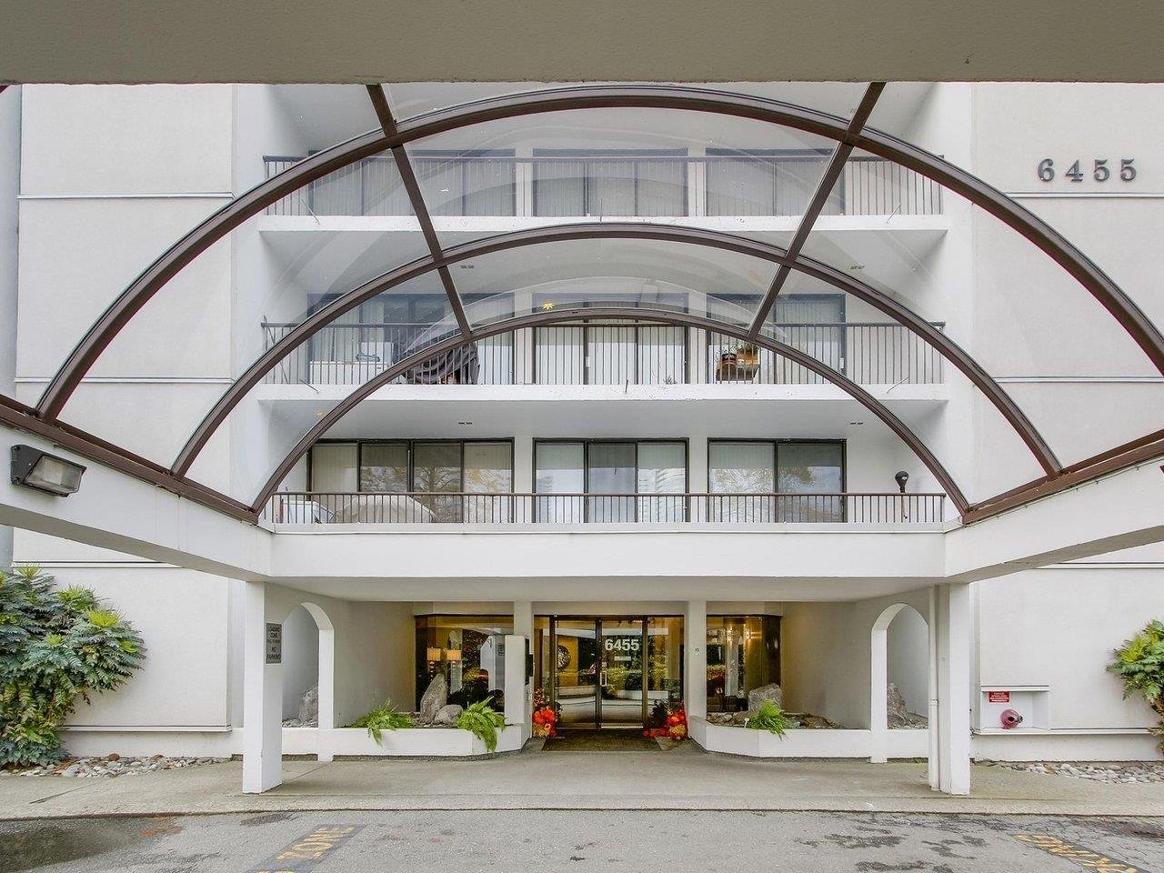 301-6455 Willingdon Avenue, Burnaby