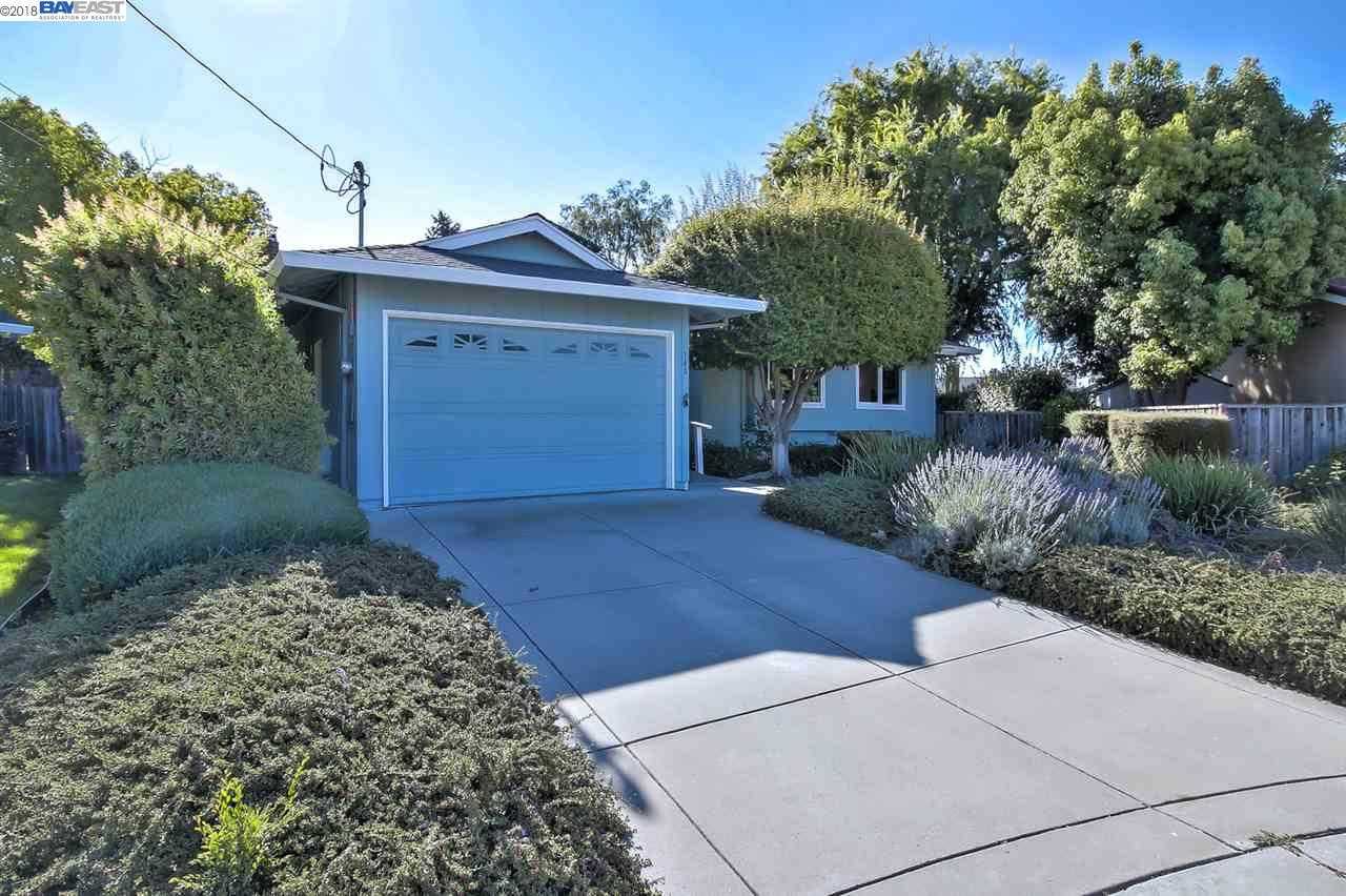 142 Neptune Pl