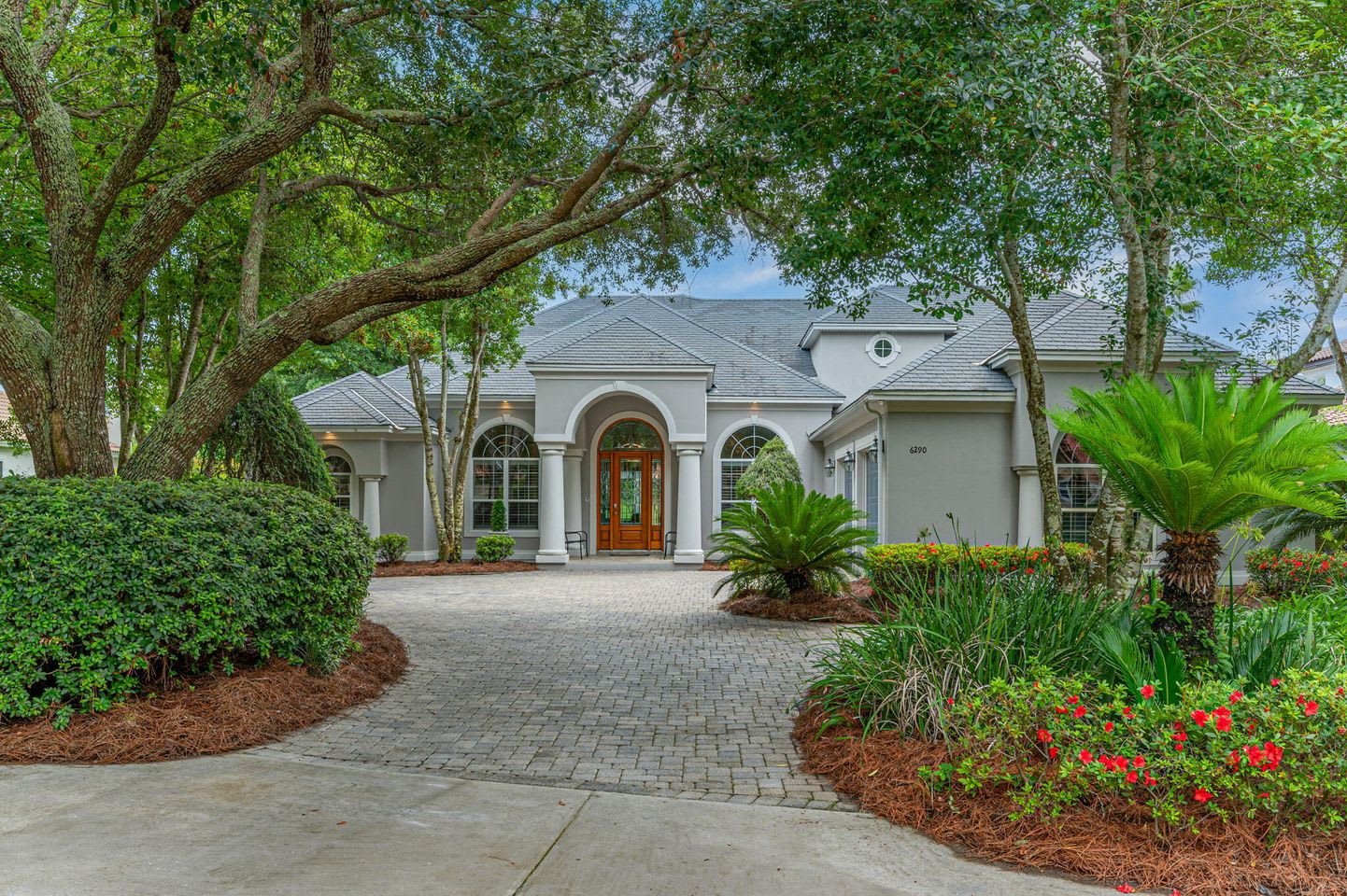 6290 Augusta Cove