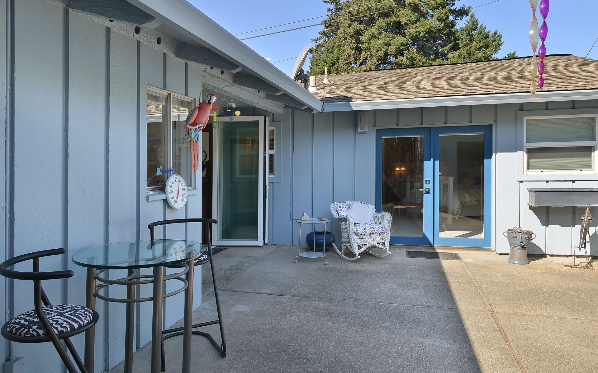 137 Sherman St