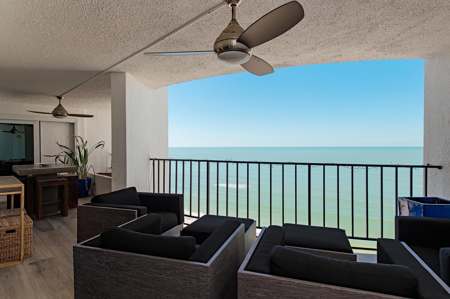 HORIZON HOUSE #801