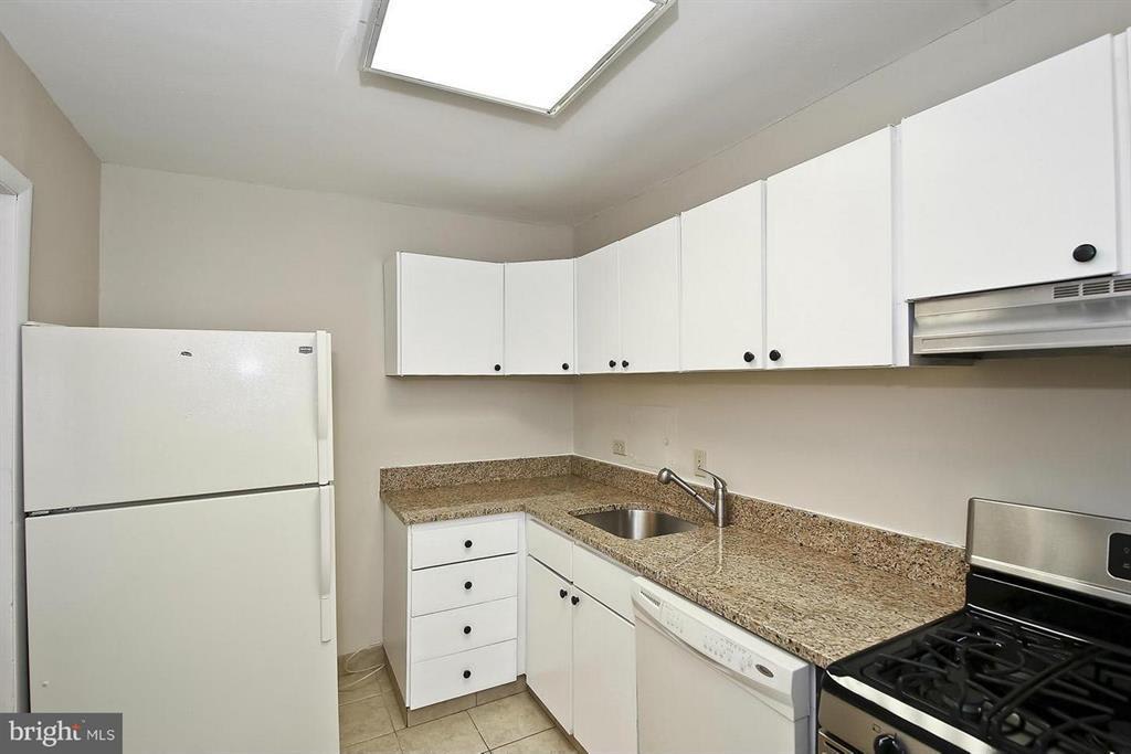 4501 Arlington Blvd, #219