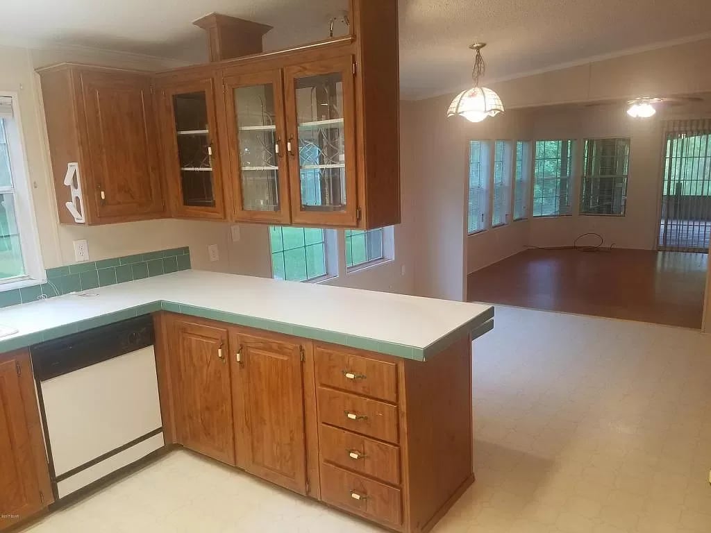 10711 VICKERY