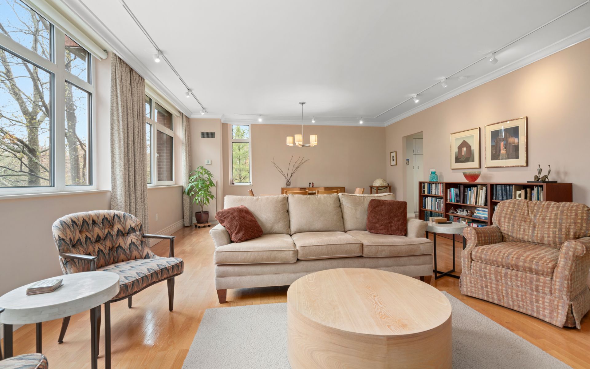 79 Florence St, #304S