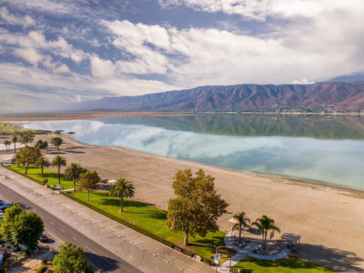 LAKE ELSINORE