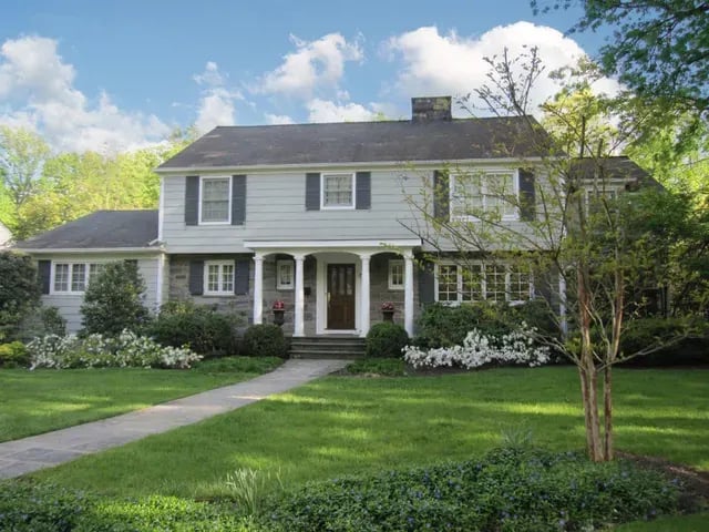 25 Cambridge Dr