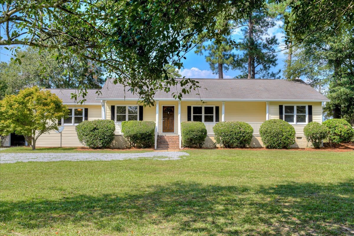 253 South Lake Dr