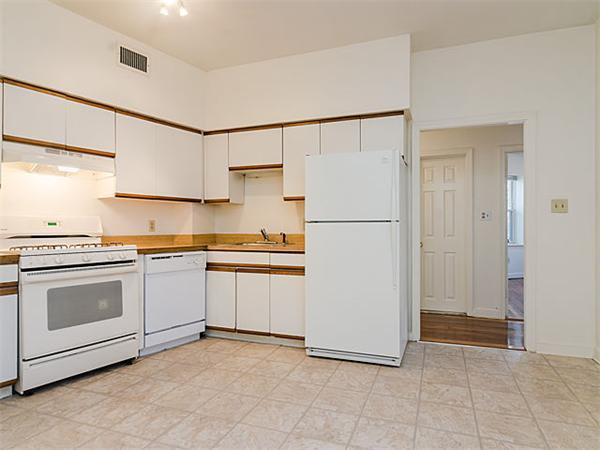 153 Chiswick Rd, #2