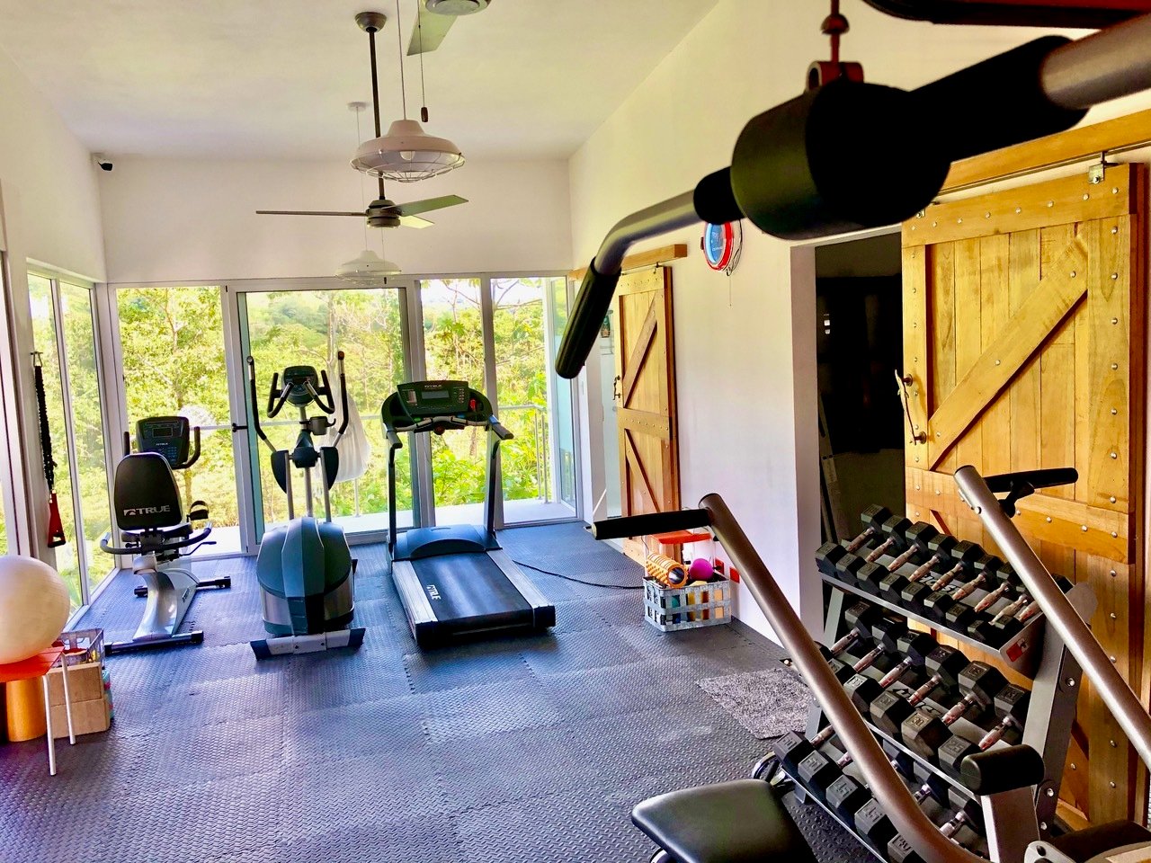 Modern Gated Volcano View Home, Lake Arenal, Alajuela