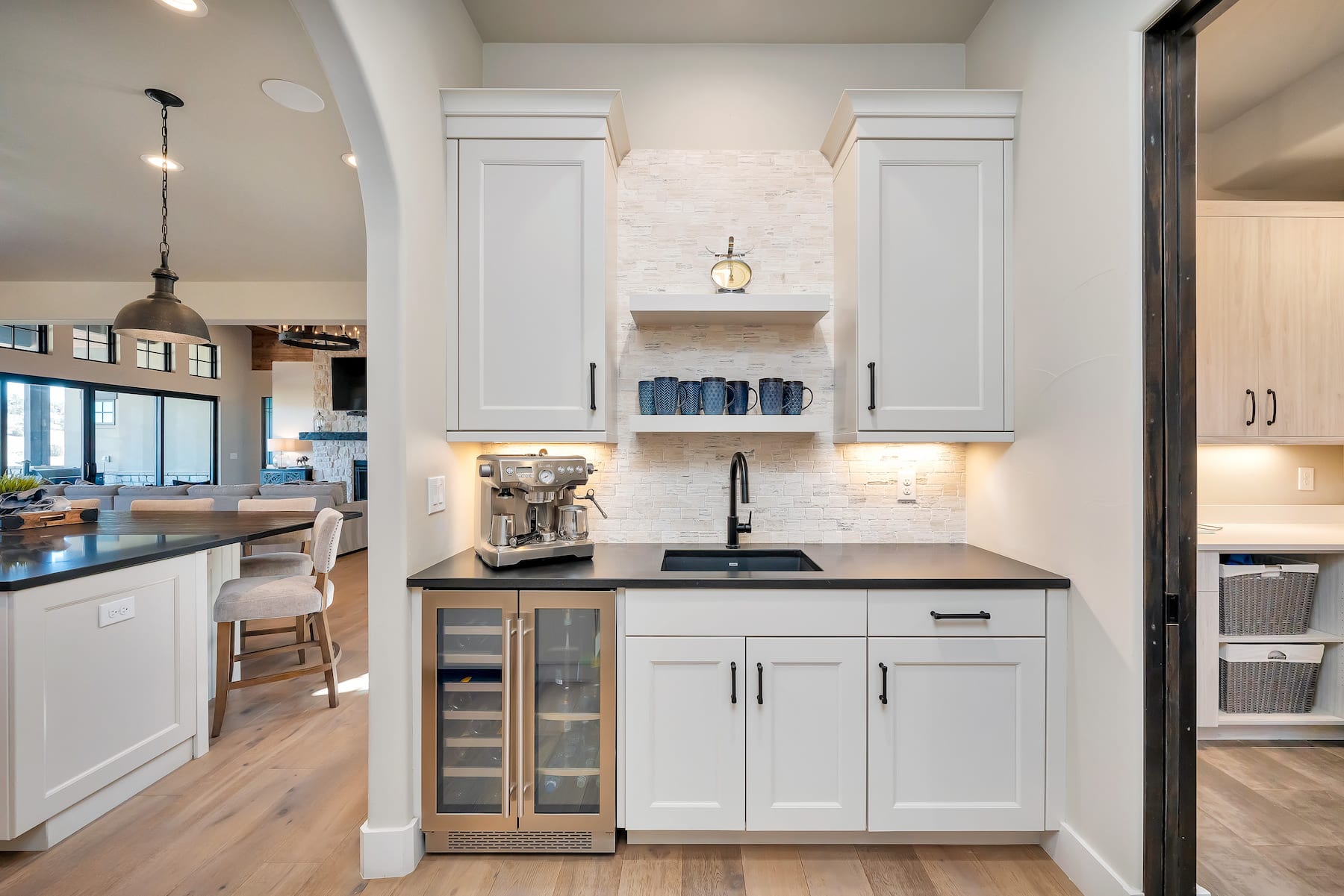 7590 Raphael Lane